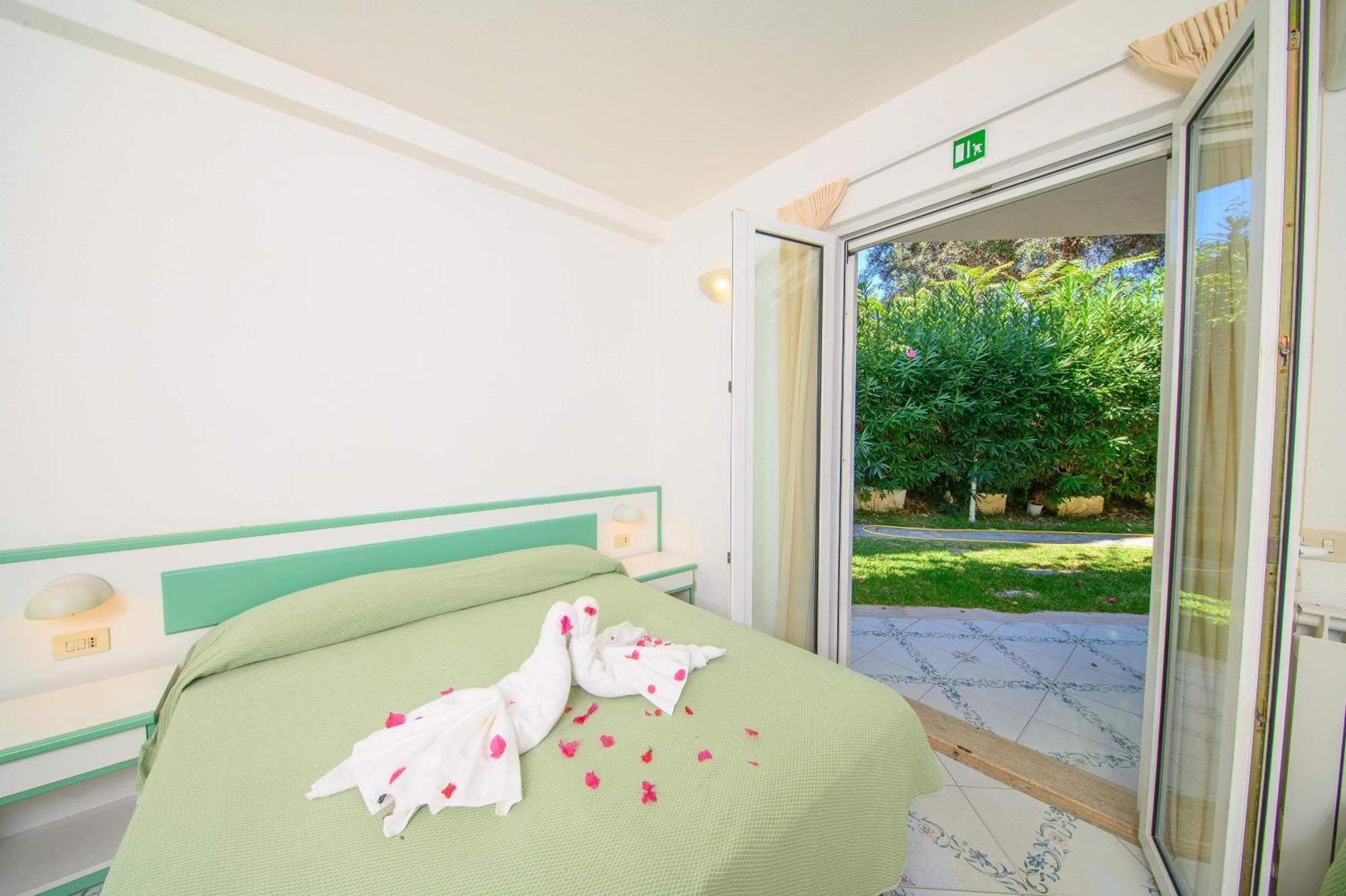 Av Club Terme Colella Hotel Forio  Exterior photo